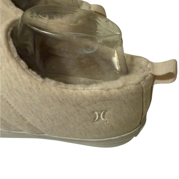 Hurley 10 Womens Arlo Puff Slip-on Mules Clogs
Natural Shoes - Picture 7 of 8